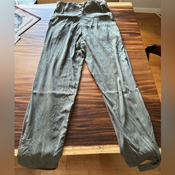 Reformation Avalon Pant - army green - Picture 10 of 15